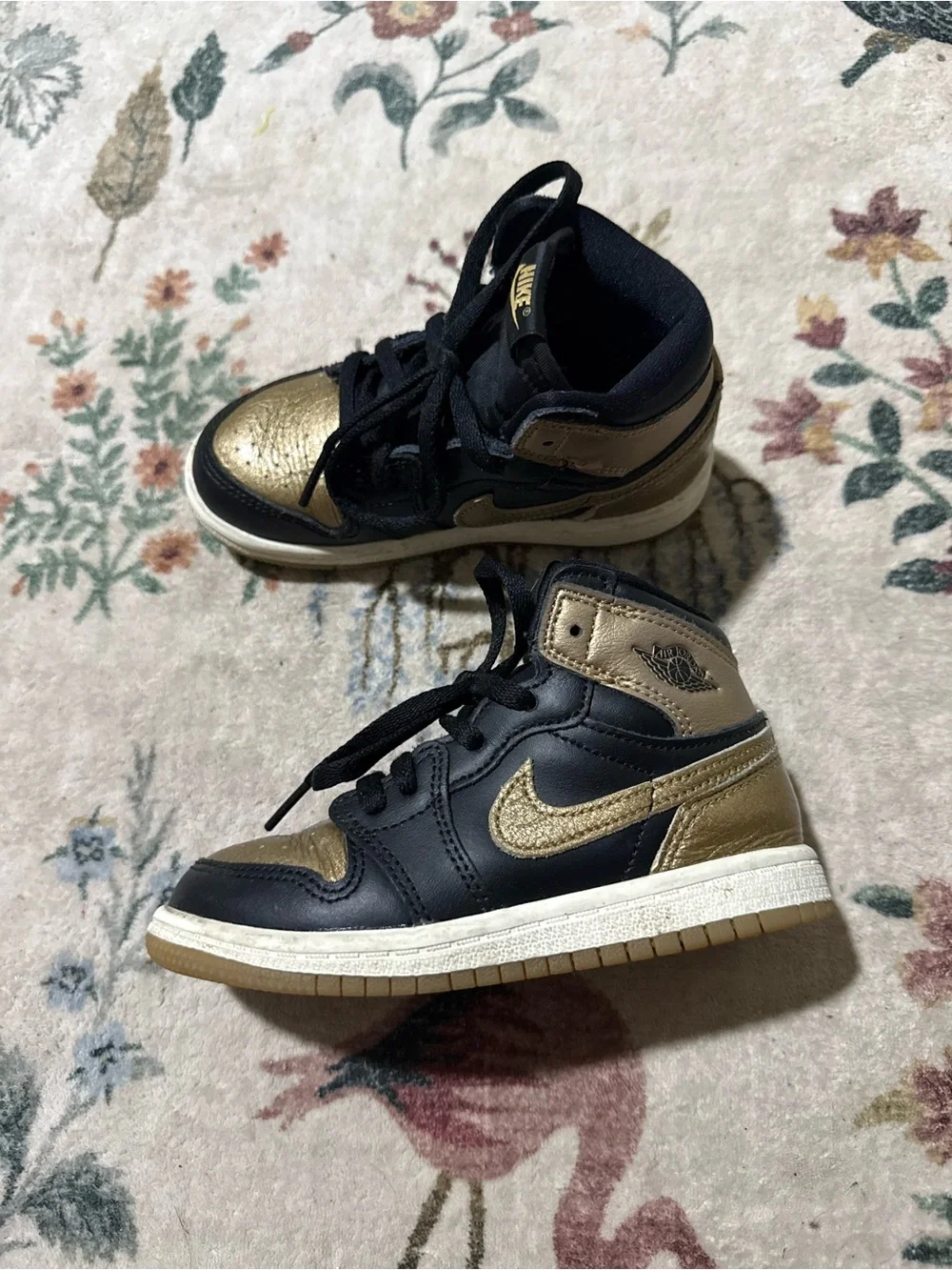 Nike Kids Black and Metallic Gold High-Top Sneakers 9C